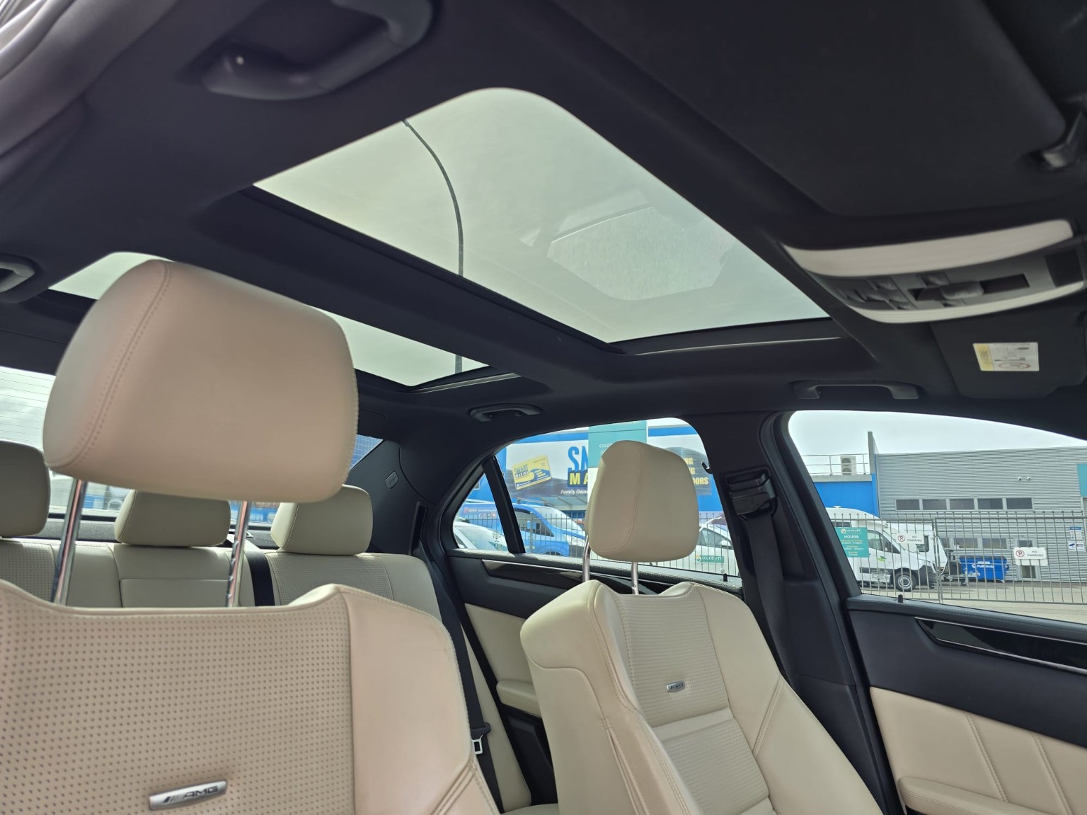 Panoramic sunroof